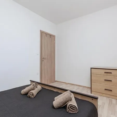 Three-bedroom In Appartamento