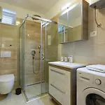 Three-bedroom In * Split